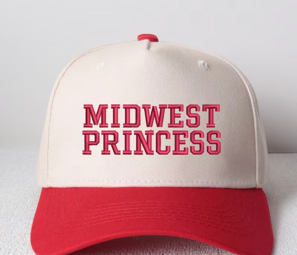 Midwest Princess 👑
Small-town roots. Big-time style.