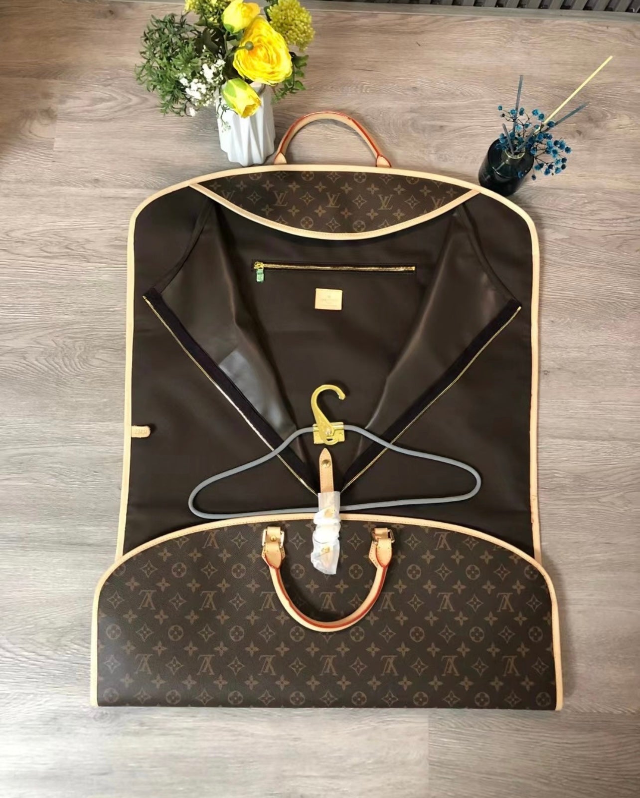 Garment bag