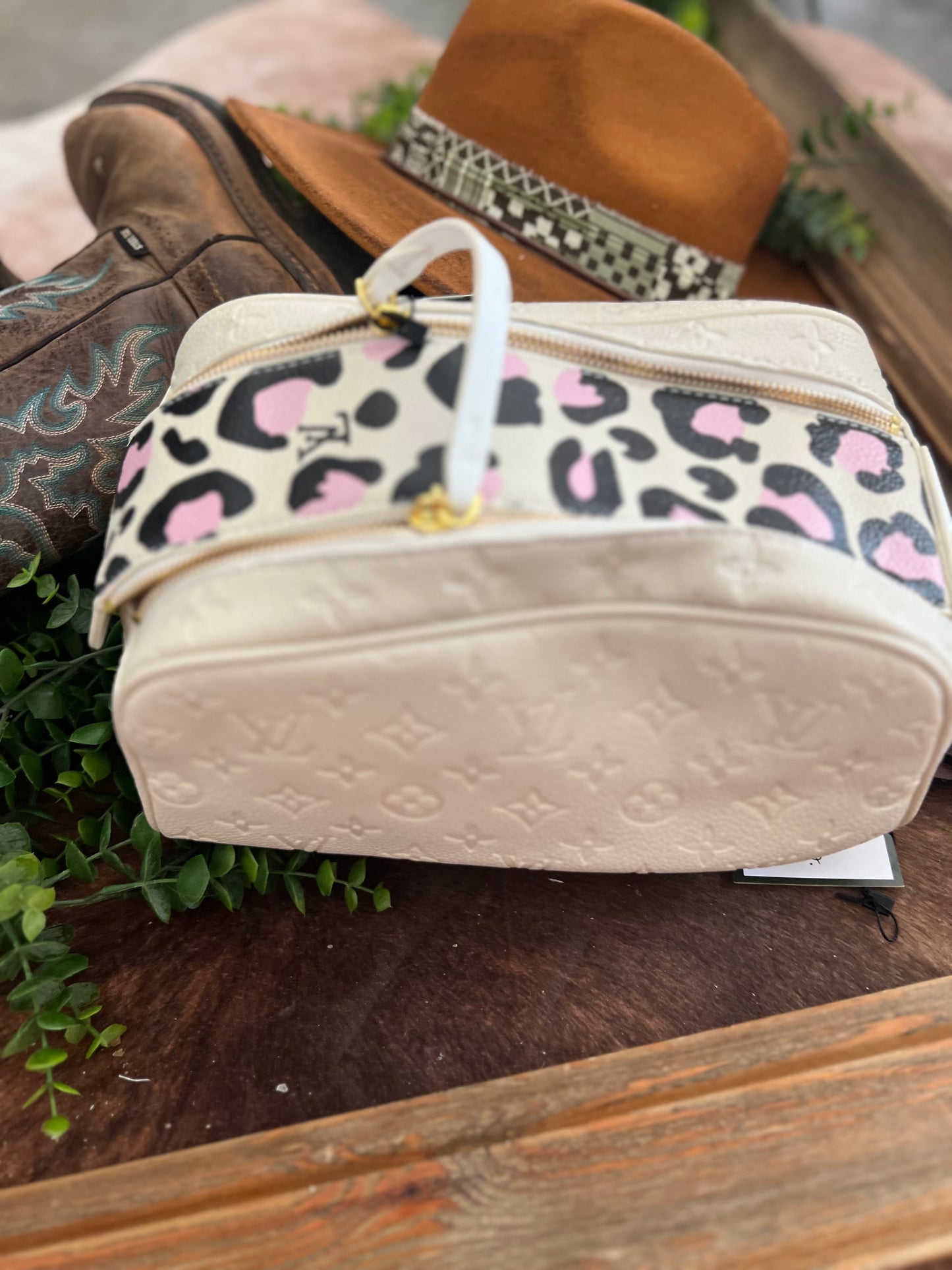 Makeup toiletry bag