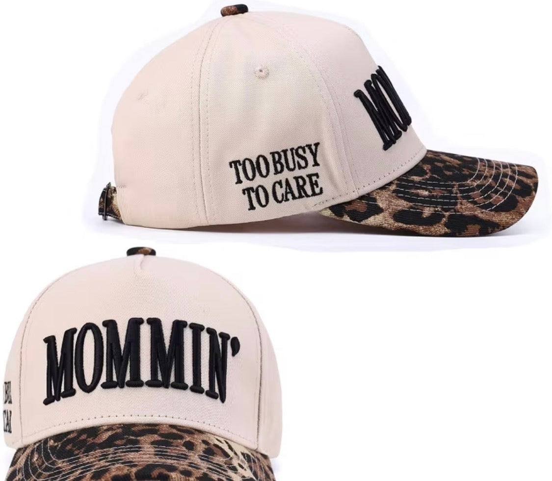 “Mommin” trucker hat