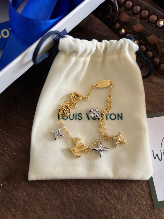 Lv jewelry