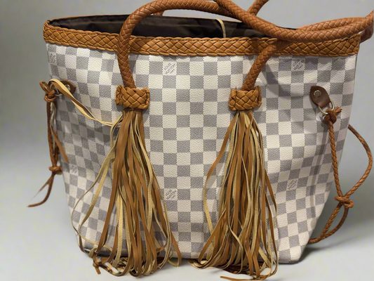 Authentic  Louis Vuitton White Damier Azur Neverfull with brown fringe