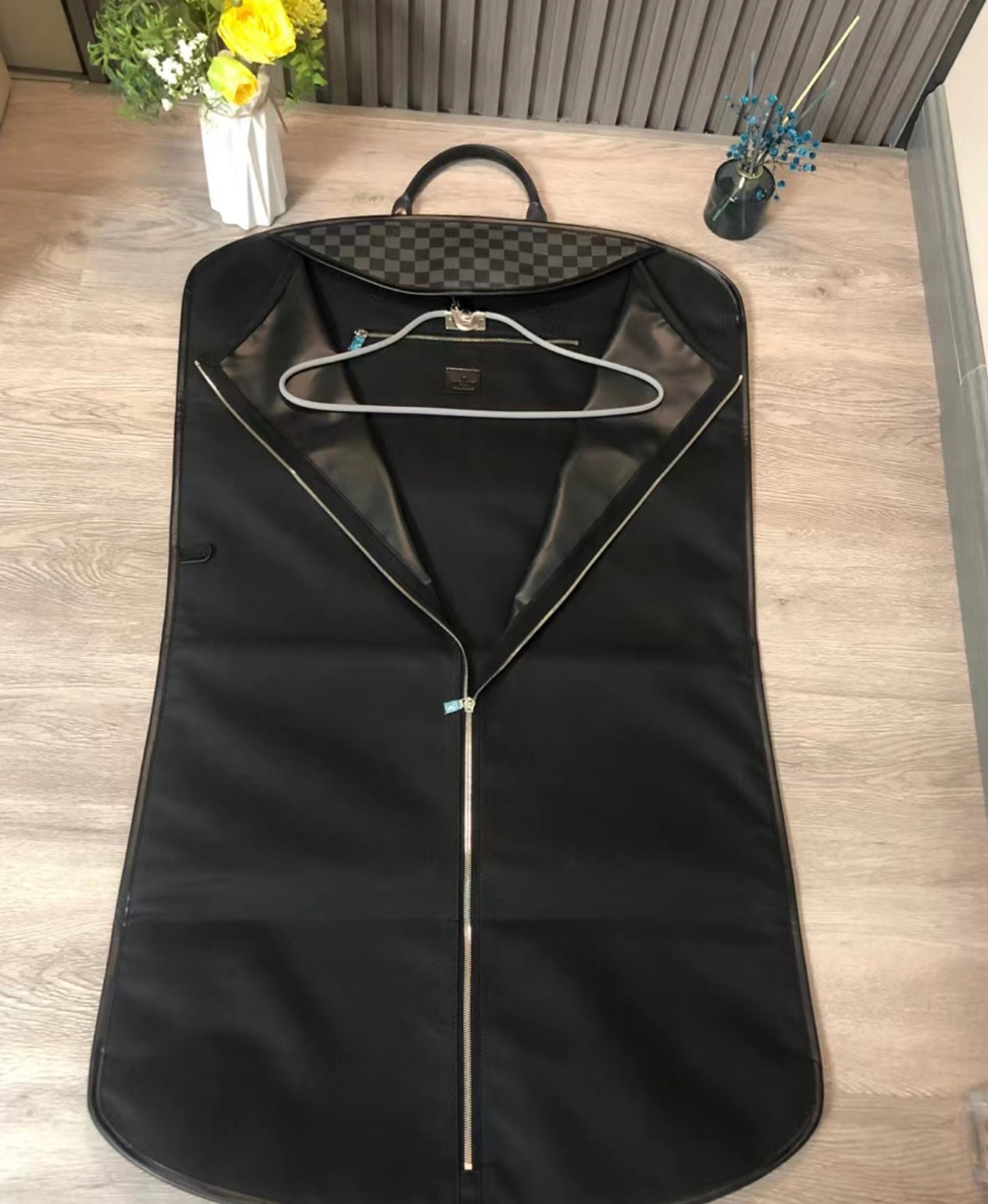 Garment bag