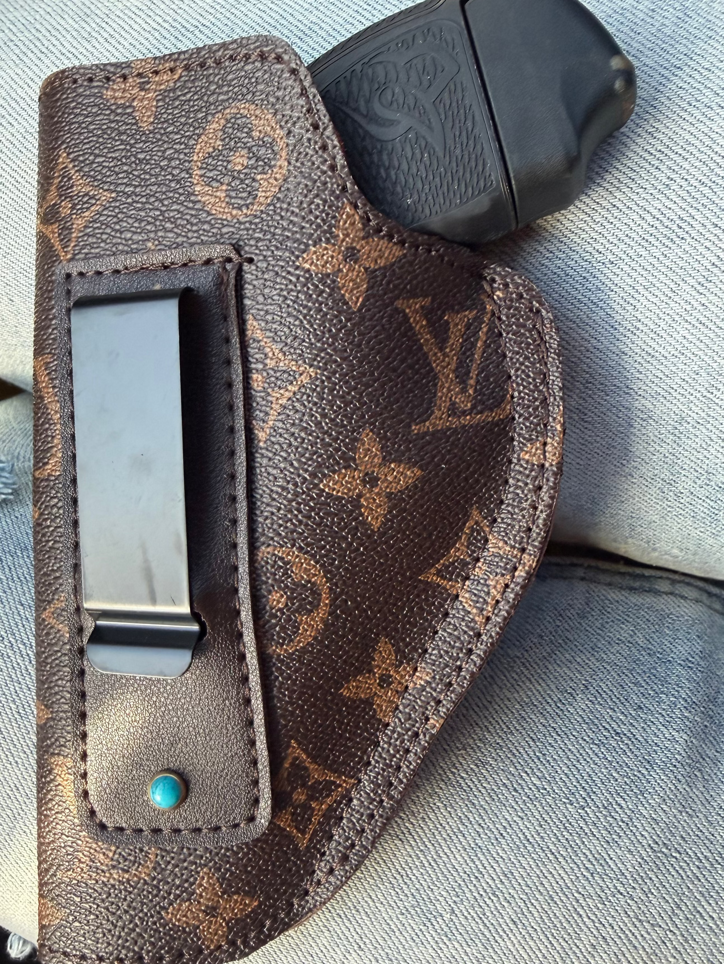 compact concealed-carry style holsters